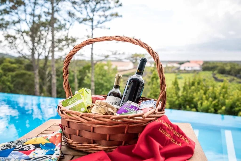 Gourmet dining experience with fresh seafood from the Azores